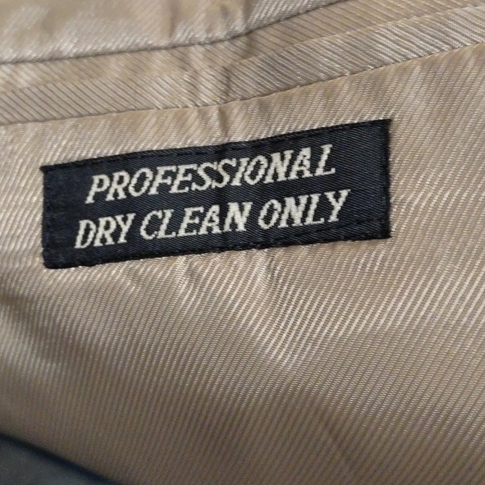 BARRINGTON JACKET - Picture 6 of 6